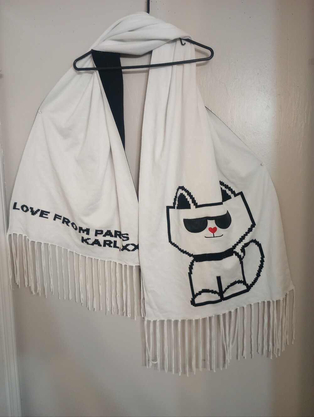 Karl Lagerfeld Love From Paris Karl Black And White Fringe Scarf NWT